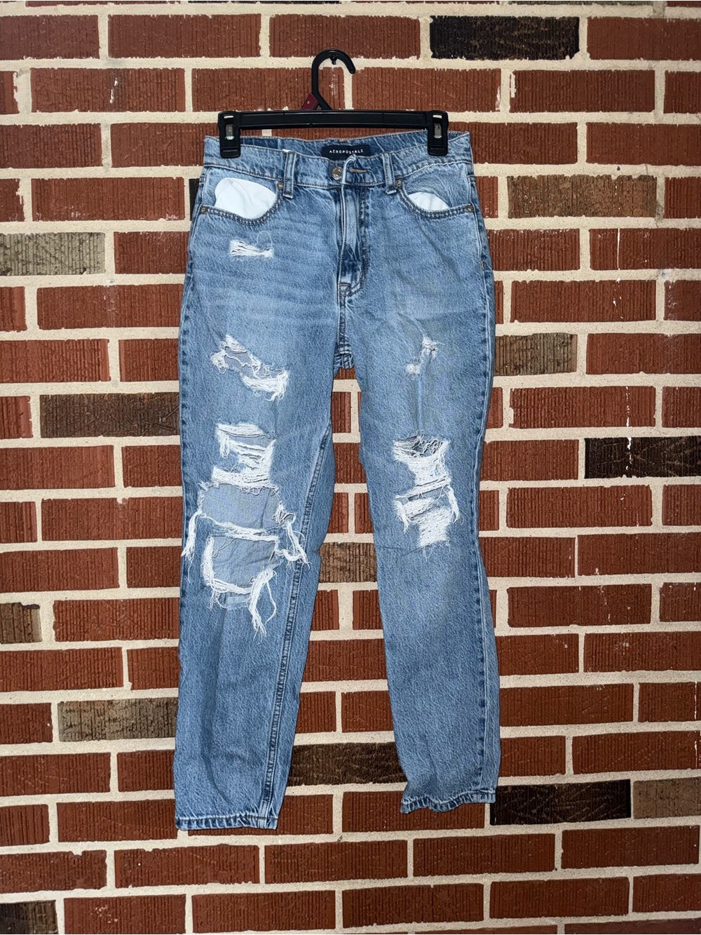 Aeropostale Light Blue Distressed Women’s Jeans